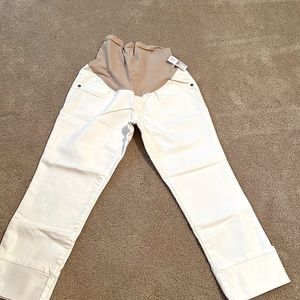 Motherhood Maternity capri pants, NWT
